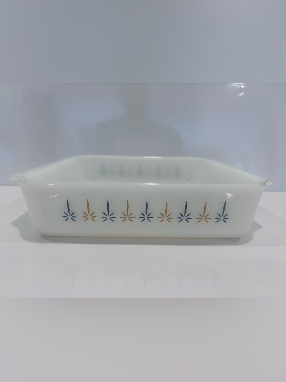 Fire king anchor hocking atomic Starburt gold blue 9” milk glass